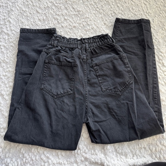 Pull and Bear Black “Paper Bag” Jeans Large - Picture 1 of 4